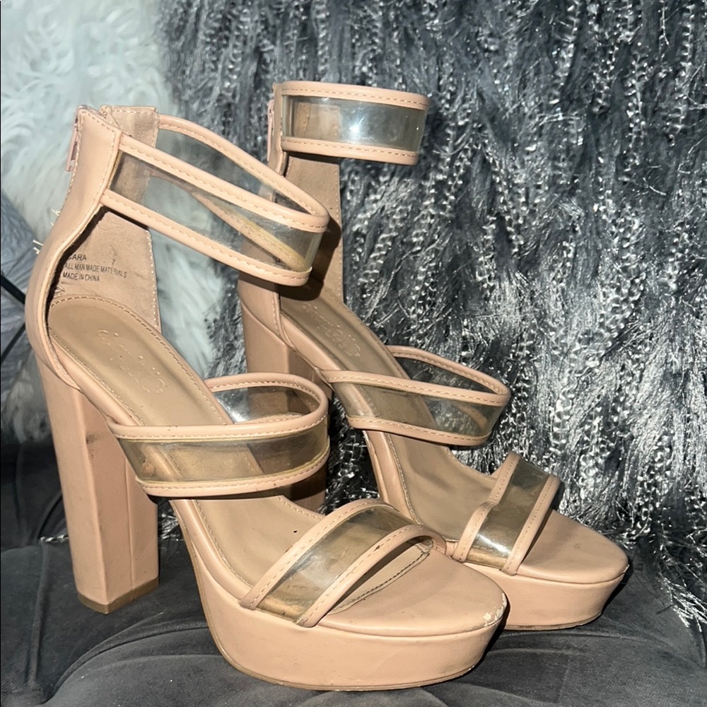 Elegant Nude Platform Heels - Picture 4 of 8